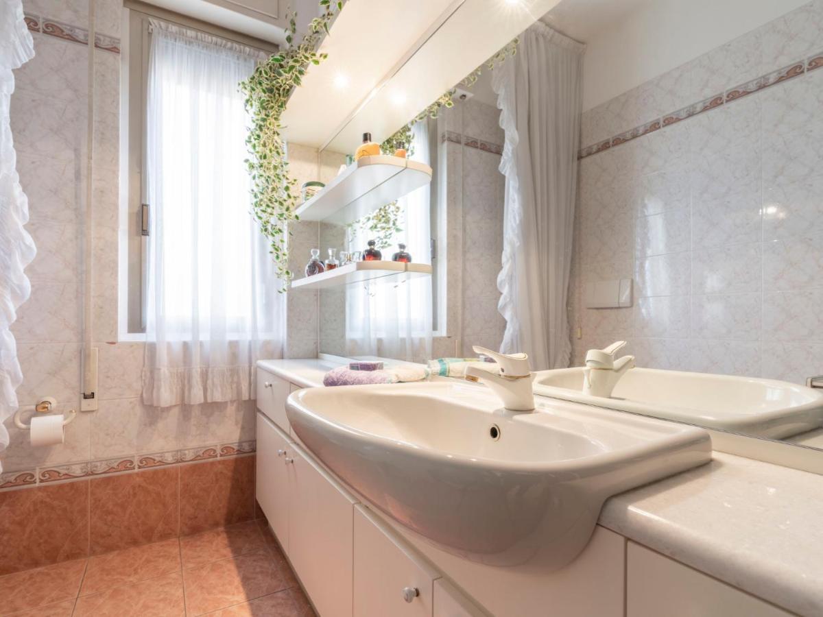 Apartment Casa Giuliana By Interhome อิมเปรีอา ภายนอก รูปภาพ
